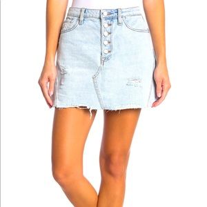 ‼️New‼️NWT Free People Ripped Denim Mini Skirt